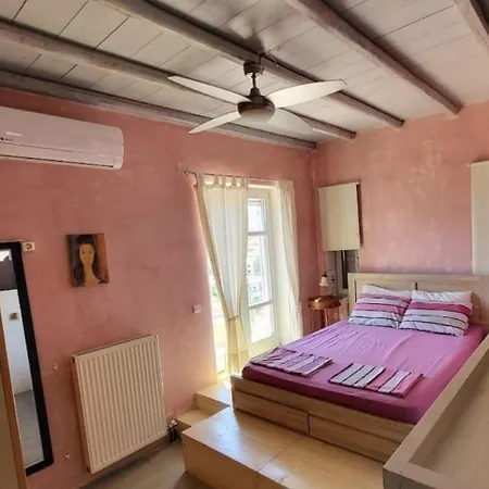 Phaedra's House Дом отдыха Vari (Syros)